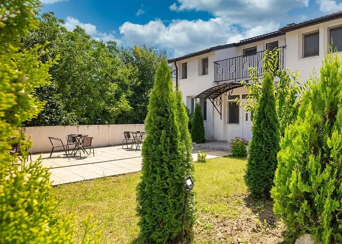 Duo Caffe Baneasa Будинок відпочинку *