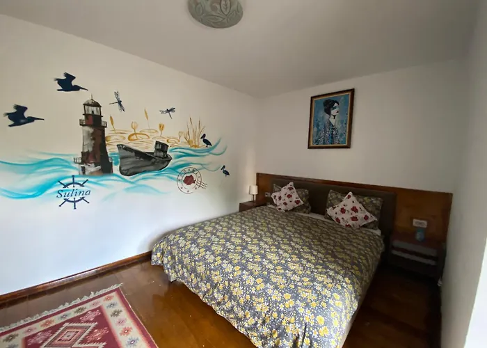 Duo Caffe Baneasa Будинок відпочинку *