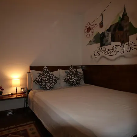 Duo Caffe Baneasa Bed and breakfast